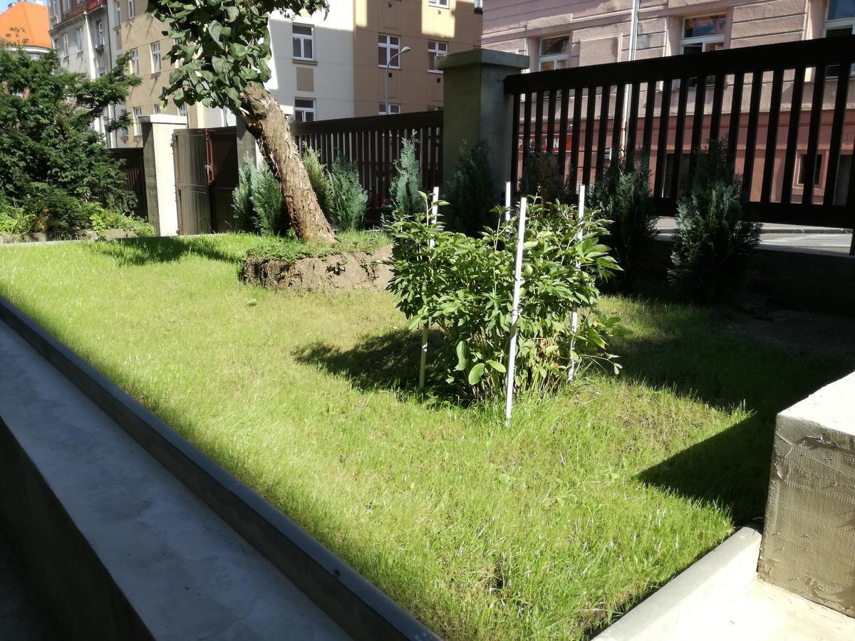 Jezerka Apartments Praha Bagian luar foto